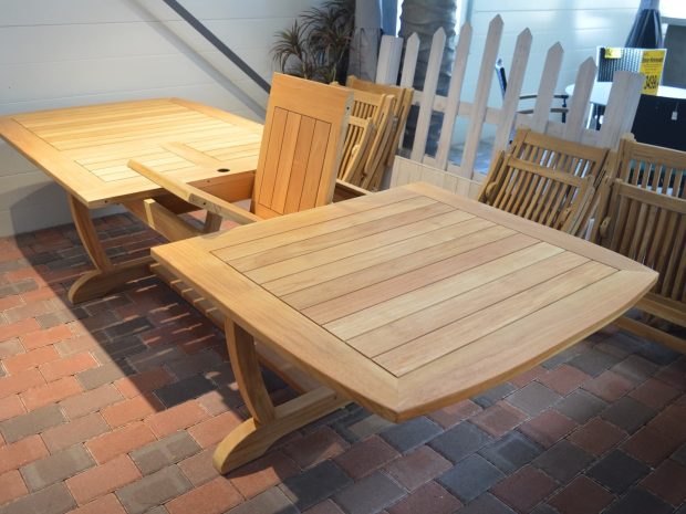 mayfair_luksus_havebord_i_teak_3.jpg mayfair_luksus_havebord_i_teak_3.jpg