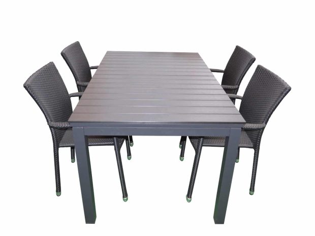 soho_haves_t_4_stole_.jpg soho_haves_t_4_stole_.jpg