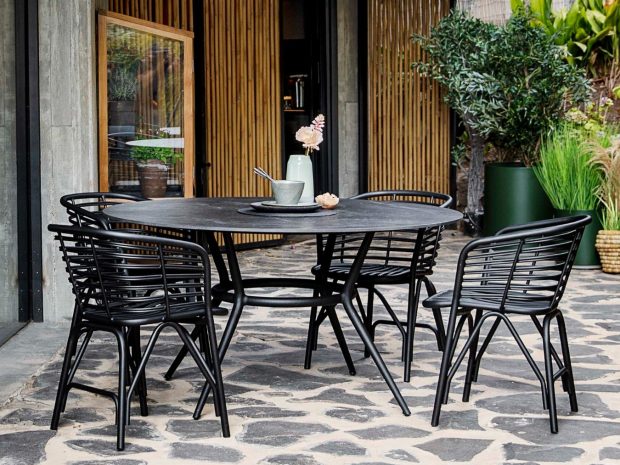 blend_stol_outdoor_v1.jpg blend_stol_outdoor_v1.jpg