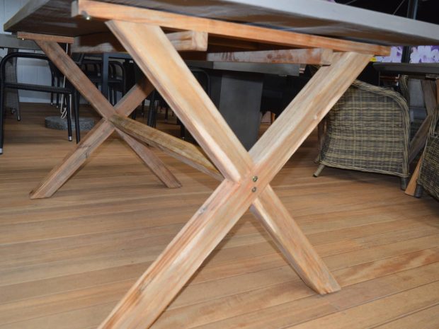 havebord_160_v3.jpg havebord_160_v3.jpg