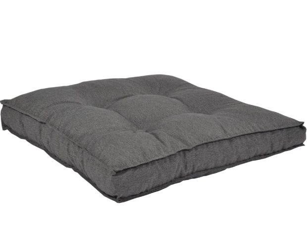 august_-_s606015_560.jpg august_-_s606015_560.jpg