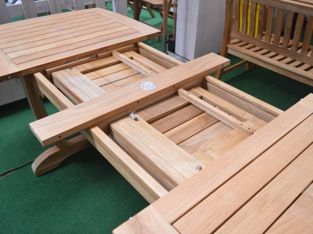 mayfair_udtr_ksbord_i_lux_teak_v4.jpg mayfair_udtr_ksbord_i_lux_teak_v4.jpg
