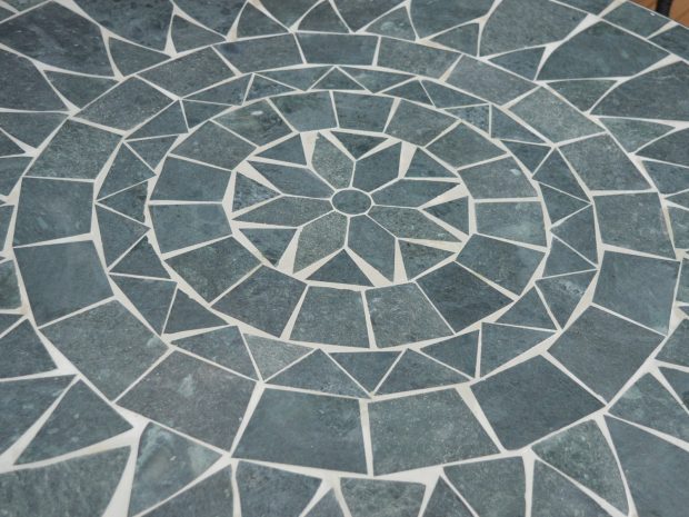 mosaik_havebord_-_gr_n_120_v2.jpg mosaik_havebord_-_gr_n_120_v2.jpg