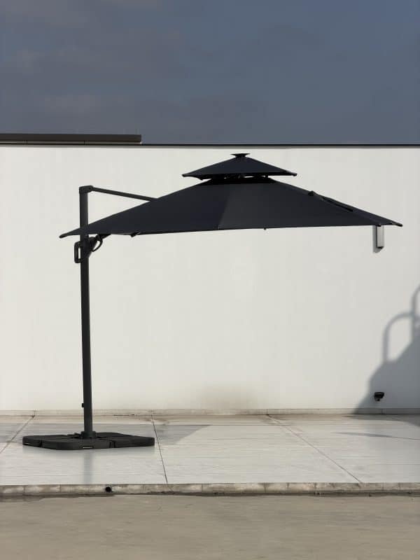 New Roma Firkantet Multi-Tilt Hængeparasol Med LED Lys - 3x3m. - Flere farver - Antracit